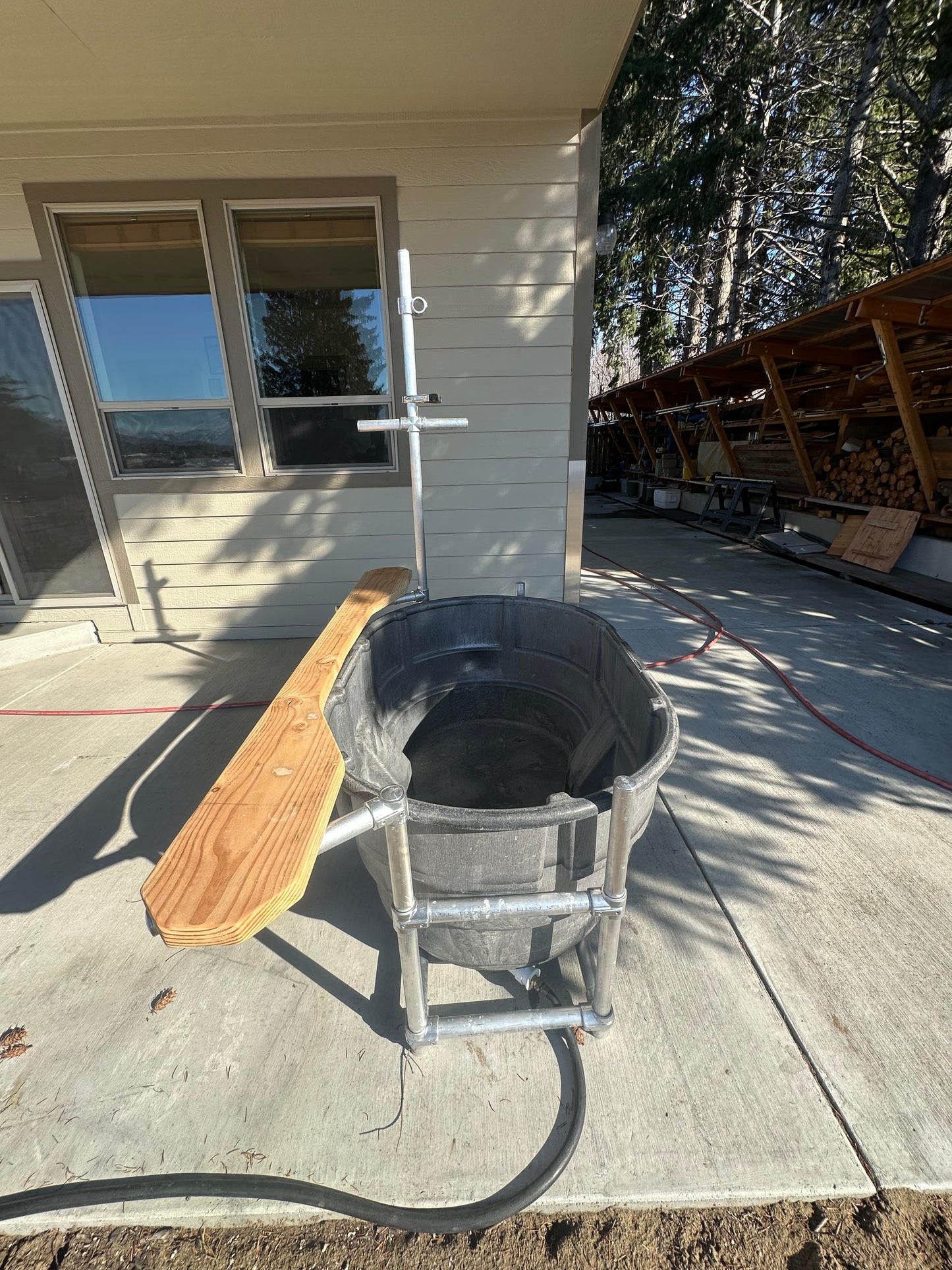 Freshwater Hot Tub Stand w/Sideboard Kit